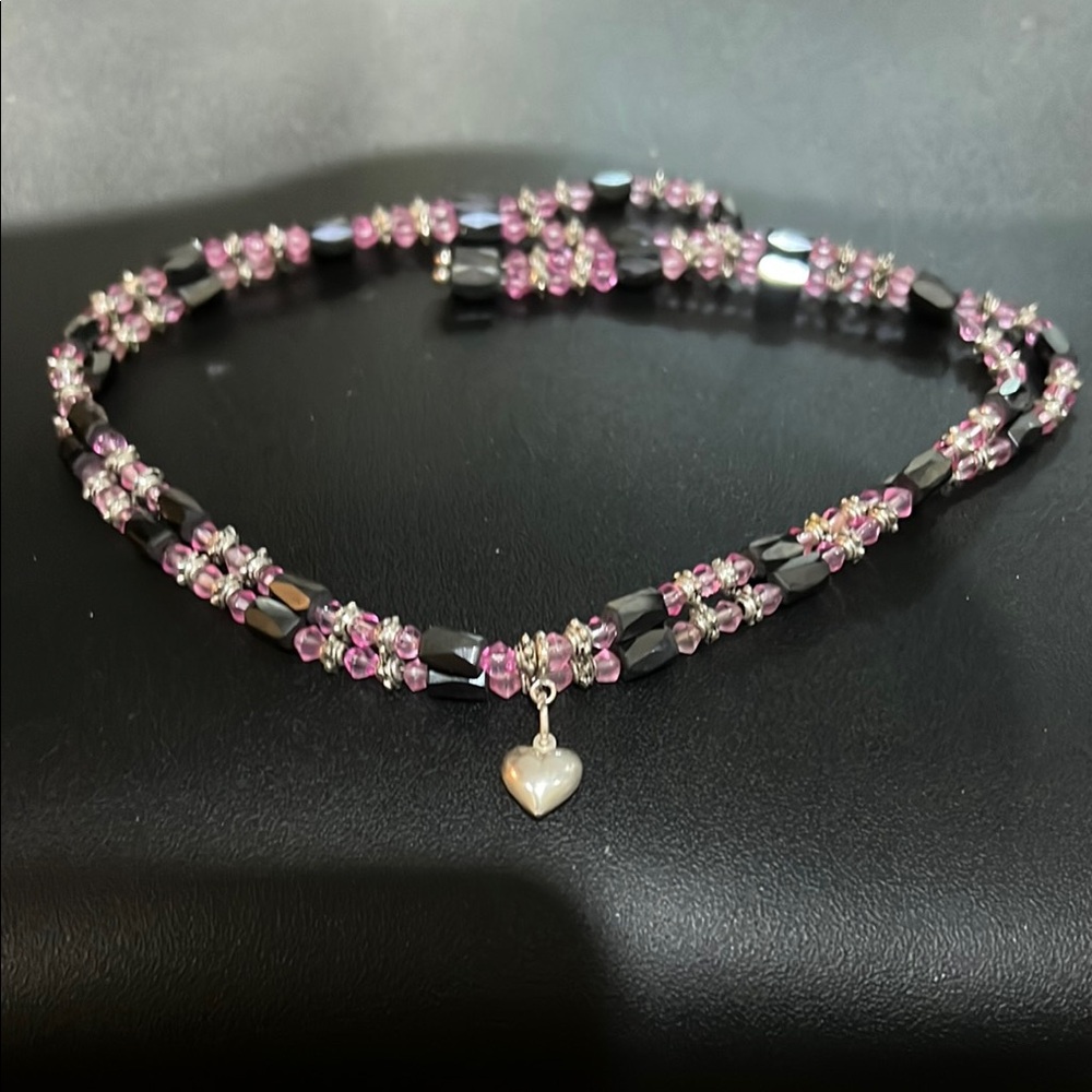 Elegant Pink and Black Beaded Necklace with Heart Charm
